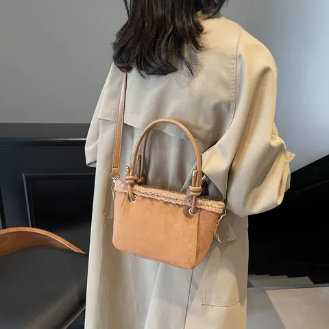 Vintage Mattleder PU Beuteltasche Damen Kunstlammwolle Besatz Umhängetasche Mit Griff Elegante Herbst Winter Schultertasche