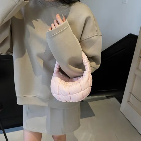 Modische Gesteppte Wolken-Tasche Gefaltete Gitter Puff-Handtasche Vielseitige Unterarm-Schultertasche Einfache Gerüschte Nylon Hobo-Tote Für Damen