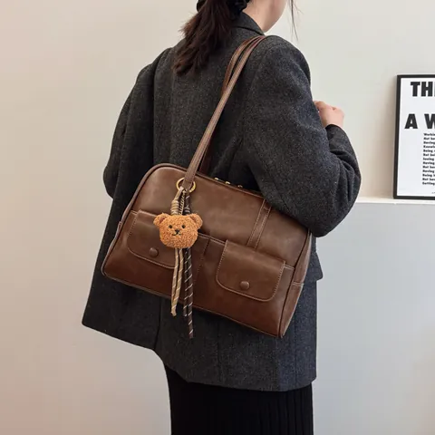 Retro PU Leather Shoulder Bag For Women Multi Pocket Matte Underarm Bag Commuter Tote Handbag With Bear Pendant