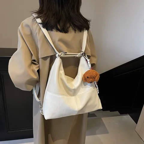 Vintage PU Leer Patchwork Grote Capaciteit Tote Bag Voor Vrouwen Mode Casual Woon-werkverkeer Schoudertas Met Pluche Hanger Decoratie