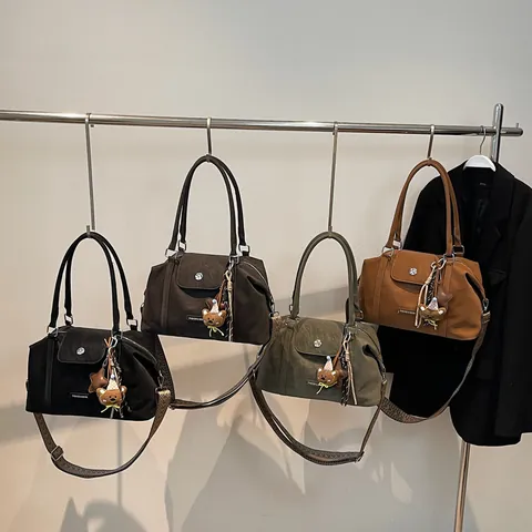 Women Retro PU Leather Pillow Bag Large Capacity Handbag With Wide Woven Shoulder Strap Bear Pendant Casual Daily Bag