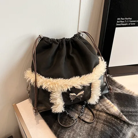Vintage Women Fashion Faux Fur Splicing PU Leather Backpack Butterfly Metal Decor Large Capacity Drawstring Bucket Bag