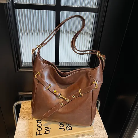 Bolso Tote de Cuero PU Vintage de Gran Capacidad para Mujer Bolso de Hombro Hobo Minimalista Con Herrajes Dorados Bolso Diario