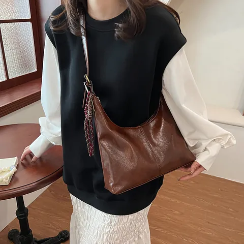 Women Large Capacity PU Leather Shoulder Bag Retro Hobo Bag With Braided Rope Ornament Solid Color Tassel Handbag For Daily Commute
