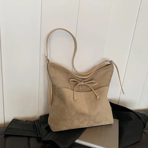 Damen Retro Mattierte Wildleder PU Tote Tasche Große Kapazität Umhängetasche Mit Schleife Kontrastnähten Hobo Bag