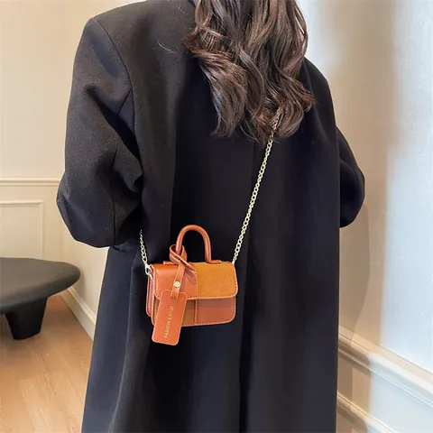 Bolso Cuadrado Pequeño para Mujer Retro Color Block Diseño de Nicho Costuras de Cuero Gamuza Bolso de Hombro Cruzado Con Etiqueta