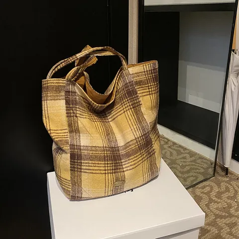Large Capacity Woolen Plaid Tote Bag For Women Vintage Casual Plaid Shoulder Bag Autumn Winter Reversible Handbag