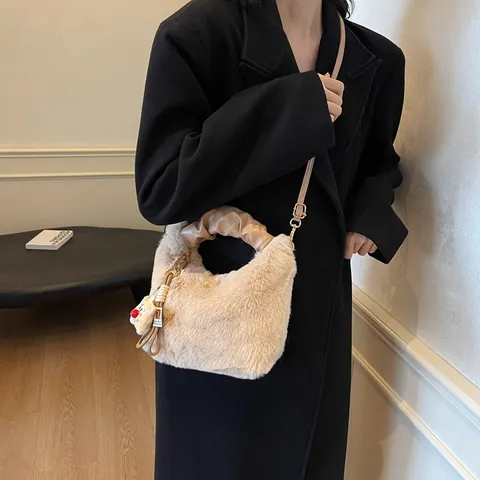 Damen Kunstpelz Eimertasche Flauschige Handtasche Mit Gerafftem Ledergriff Verstellbarer Schultergurt Süße Umhängetasche