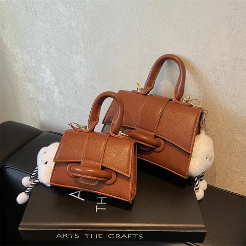 Women Vintage PU Leather Square Crossbody Bag With Cloud Plush Pendant Detachable Strap Daily Fashion Shoulder Bag Handbag