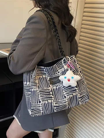 Women Commuting Tote Bag Woven Jacquard Fabric Geometric Pattern Shoulder Bag With Star Plush Pendant Fashion Handbag