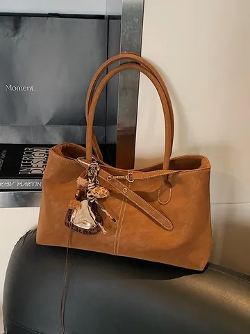 Borsa Tote da Donna in Pelle PU Opaca Retro Grande Capacità Borsa a Spalla Con Pendaglio a Cuore Leopardato Cuciture a Contrasto