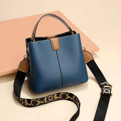 Women Litchi Grain PU Leather Bucket Bag Contrast Color Large Capacity Handbag Wide Patterned Strap Retro Crossbody Bag