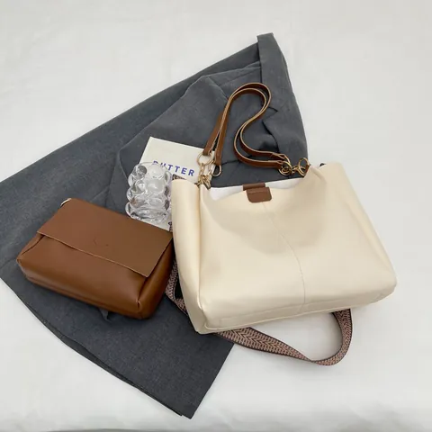 Grand Sac Fourre-Tout En Cuir PU Minimaliste Pour Femmes Et Sac Bandoulière Pour Femmes Sac À Épaule De Grande Capacité Avec Bandoulière Tissée Chaîne Or