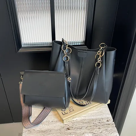 Grand Sac Fourre-Tout En Cuir PU Minimaliste Pour Femmes Et Sac Bandoulière Pour Femmes Sac À Épaule De Grande Capacité Avec Bandoulière Tissée Chaîne Or