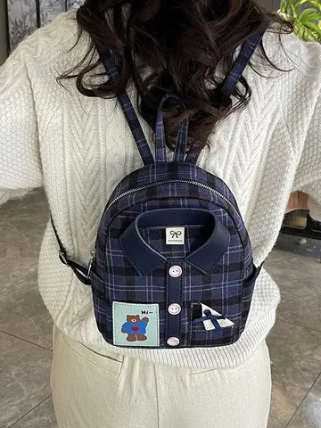 Mini Sac à Dos Créatif Femmes Design Chemise Carreaux Rayé Sac en Toile Petit Cartable Style Preppy Avec Décor Ours de Dessin Animé