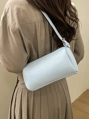 Women Minimalist Baguette Bag Lychee Grain PU Leather Shoulder Crossbody Bag Fashion Barrel Handbag With Adjustable Single Strap