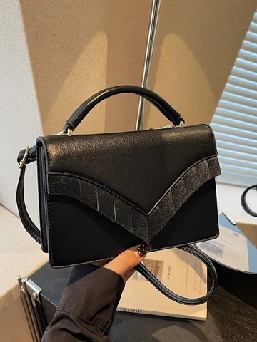 Borsa a Mano Quadrata Piccola in Pelle PU Minimalista da Donna Borsa a Tracolla a Pieghe Con Patta a V Con Manico e Tracolla Regolabile