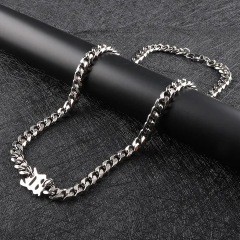 Collana con Pendente Lettera Gotica Maglia Cubana in Acciaio Inossidabile Gioielli Hip Hop per Uomo Donna Argento Catena Curb Choker