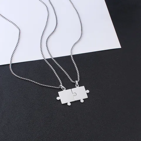 Minimalistische Edelstahl Puzzleteil Anhänger Halskette Für Paare Herren Damen Poliert Silber Ton Geometrischer Schmuck