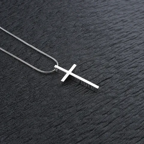 Collana con Pendente a Croce in Acciaio Inossidabile Minimalista Argento Lucido Catena a Serpente Geometrica per Uomo Donna Gioielli