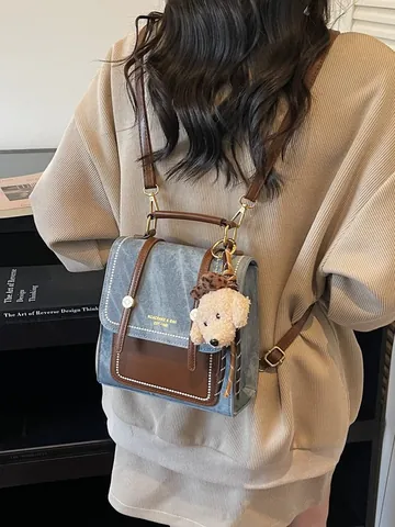 Zaino alla Moda da Donna in Tela e Pelle PU a Contrasto Vintage Borsa a Tracolla Con Ciondolo Cucciolo in Peluche Dettaglio Cuciture