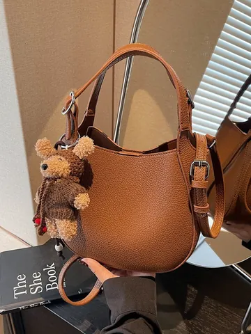 Women's Korean Style Lychee Grain PU Leather Bucket Bag And Pouch Versatile Shoulder Crossbody Handbag With Bear Pendant