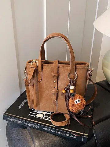 Secchiello da Donna in Pelle PU Vintage Piccola Borsa a Tracolla Versatile Con Ciondolo a Forma di Biscotto in Peluche Stile Casual