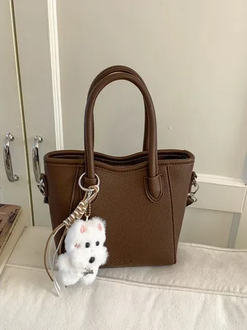 Borsa Tote da Donna in Pelle PU con Trama Litchi con Ciondolo a Cane Borsa a Secchiello Retrò Stile Coreano Tracolla Quotidiana