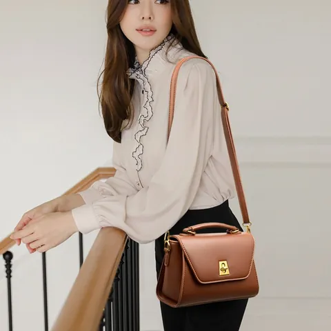 Damen Urban Minimalistisch PU Leder Kleine Quadratische Tasche Vintage Handtasche Schulter Umhängetasche Mit Goldenem Metallschloss