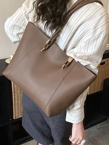 Women Large Capacity Synthetic Leather Tote Bag Minimalist Solid Color Commute Shoulder Bag With Gold Buckle Fashion Handbag