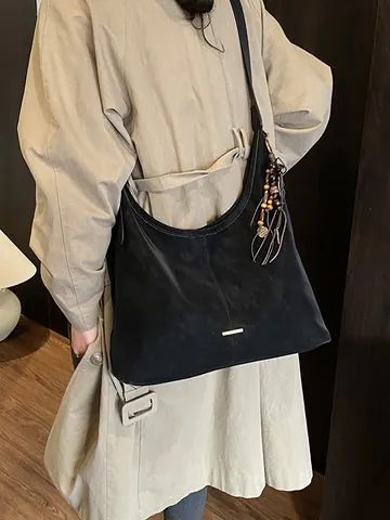 Vintage Large Capacity PU Leather Hobo Bag For Women Matte Tote Bag With Tassel Wood Bead Charm Shoulder Crossbody Bag