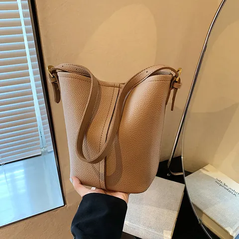 Sac Seau Motif Litchi à la Mode pour Femmes Minimaliste Urbain Sac à Bandoulière de Navettage avec Sangle Réglable Matériel Doré
