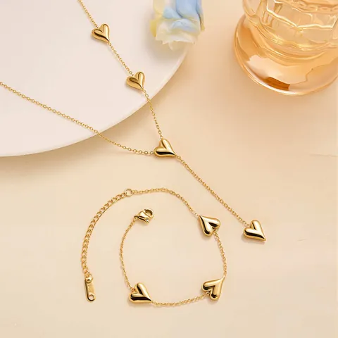 Luxury Titanium Steel Gold Plated Heart Pendant Necklace For Women Minimalist Clavicle Chain Jewelry Set With Earring Post