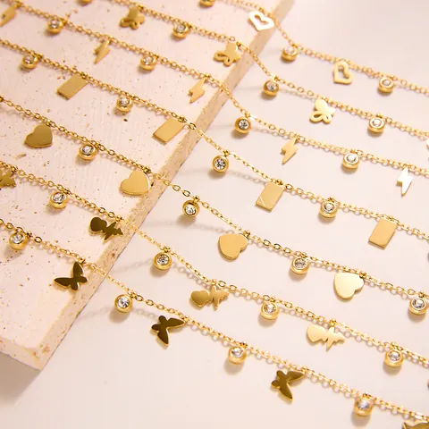 Elegant Stainless Steel Pendant Necklace For Women Gold Plated Zirconia Heart Butterfly Clover Charm Clavicle Chain Jewelry