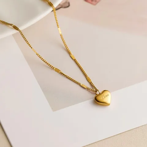 Set Gioielli Minimalisti in Acciaio Inossidabile Placcato Oro 18K Collana Orecchini Cuore Ciondolo Lettera Love Donna