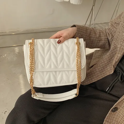 Women Quilted Chain Shoulder Bag PU Leather V Shape Embroidery Crossbody Bag Fashion Square Handbag For Daily Party