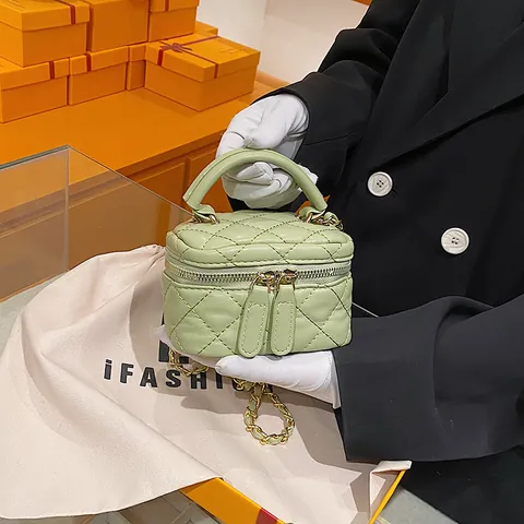 Mini Borsa Box Trapuntata da Donna Moda Pelle PU Catena Borsa a Tracolla Stile Vintage Piccolo Astuccio per Trucchi Accessorio