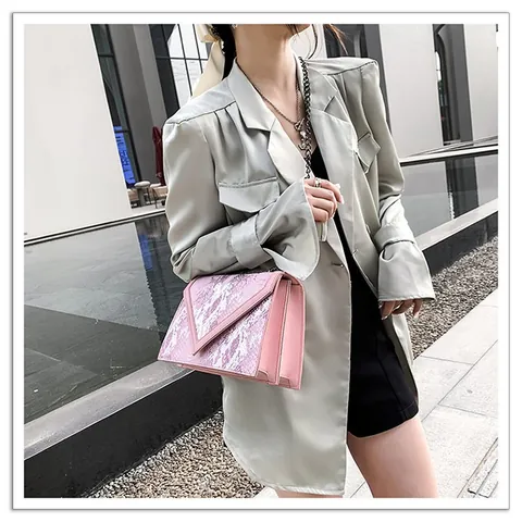 Women's Snake Print Shoulder Bag Vintage Envelope Crossbody Small Square Bag Fashion Chain Strap PU Leather Handbag