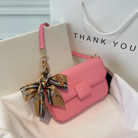 Mode Bonbonfarben Unterarmtasche Damen PU Leder Quadratische Flip Schultertasche Mit Satin Schal Dekor Metallkette Henkeltasche