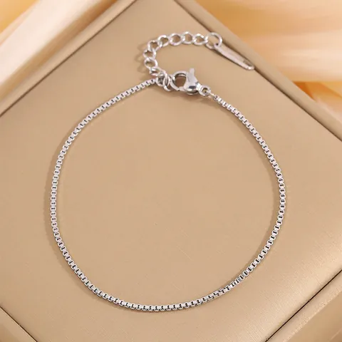 Bracelet Élégant En Acier Inoxydable Pour Femmes Design Feuille Chaîne Superposée Künstliche Perle Bijoux De Mode Réglables