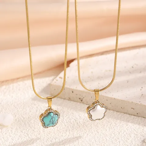 Collier Pendentif Fleur en Acier Inoxydable Plaqué Or Turquoise Coquille Zirconia Chaîne Maille Serpent Femme Bijoux