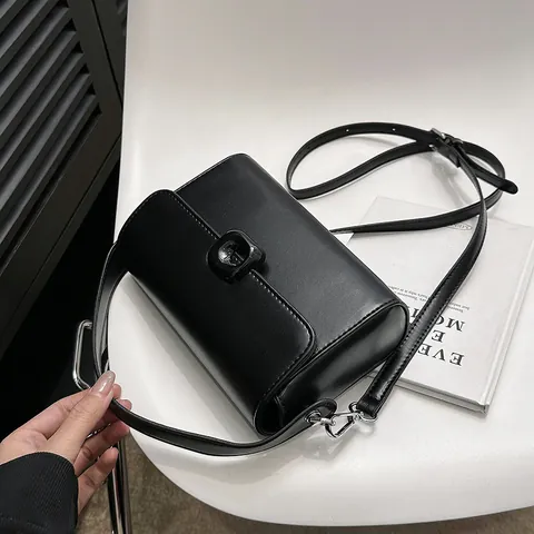 Borsa a Tracolla da Donna in Pelle PU Minimalista Piccola Borsa Quadrata Vintage Con Tracolla Regolabile Borsa a Patta