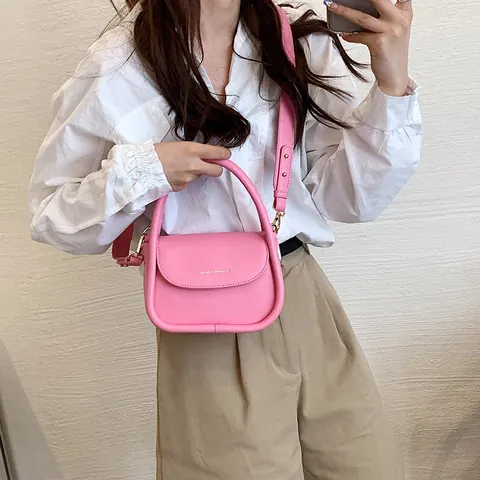 Bolso Cuadrado Pequeño de Cuero PU para Mujer Con Correa Ajustable Color Sólido Bolso de Mano Bandolera Para Uso Diario