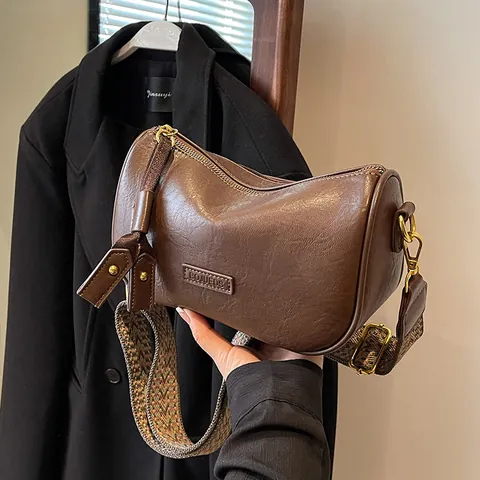 Vintage Women PU Leather Shoulder Bag With Wide Woven Geometric Strap Horizontal Square Zipper Underarm Crossbody Bag