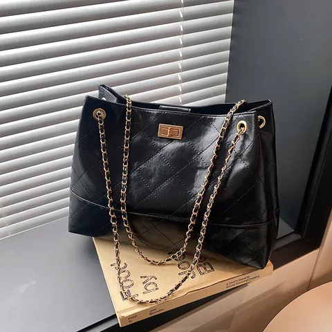 Grand Sac Fourre-tout pour Femme Vintage Matelassé en Cuir PU Sac à Bandoulière Épissage Avec Chaîne et Fermoir à Tourniquet