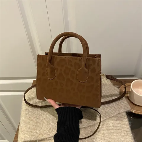 Bolso Bandolera de Gamuza Sintética con Estampado de Leopardo para Mujer Bolso Tote de Hombro Minimalista con Doble Asa