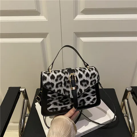 Luipaardprint PU Leer Schoudertas Voor Vrouwen Vintage Flap Underarm Crossbody Tas Met Gouden Hardware Mode Handtas