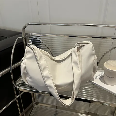 Borsa Hobo in Nylon di Grande Capacità per Donna Borsa a Tracolla Minimalista Versatile Borsa a Mezzaluna per Pendolarismo