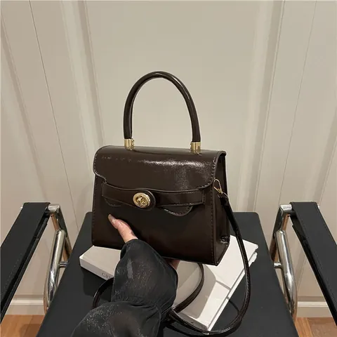Bolso Pequeño Cuadrado Retro de Cuero PU para Mujer Minimalista Color Sólido Solapa Bolso Bandolera Hombro Con Cierre Dorado Y Asa Bolso de Moda