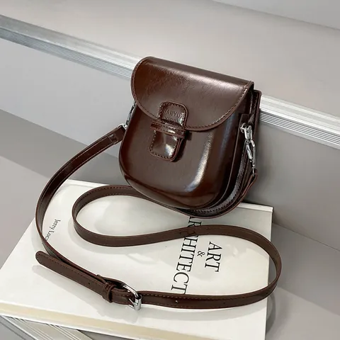 Borsa a Tracolla Vintage in Pelle PU Lucida per Donna Piccola Borsa Quadrata a Patta Sella Borsa per Cellulare Moda Quotidiana
